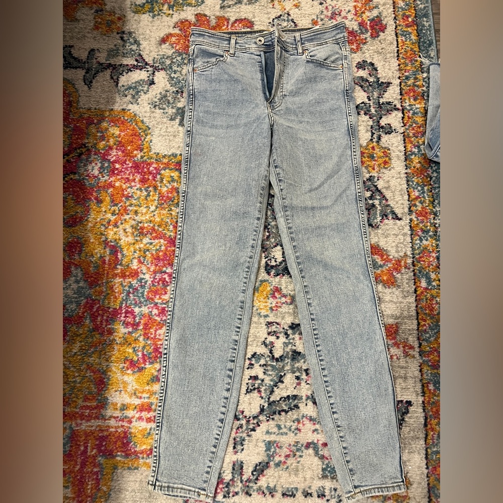 women’s H&M jeans